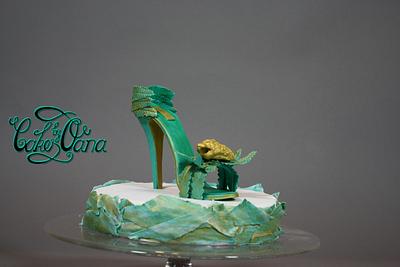 Birthday high heel - Cake by cakesbyoana