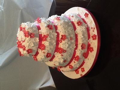 Bloosom wedding cake - Cake by Lisa Ryan