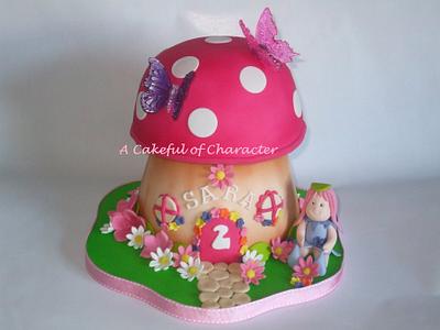 Fairy Toadstool Cake - Cake by acakefulofcharacter