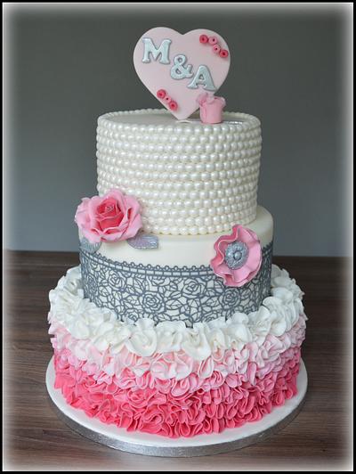 Wedding ruffle cake - Cake by Astrid 