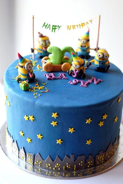 Minion pinata cake - Cake by Rabarbar_cakery