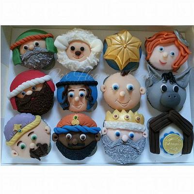 Nativity Cupcakes - Cake by Bobbie-Anne Wright (For Heaven's Cake)