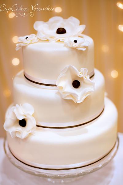 wedding cake - Cake by CupCakes Veronika
