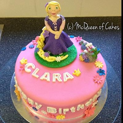 Rapunzel cake - Cake by Rhiannon McQueen
