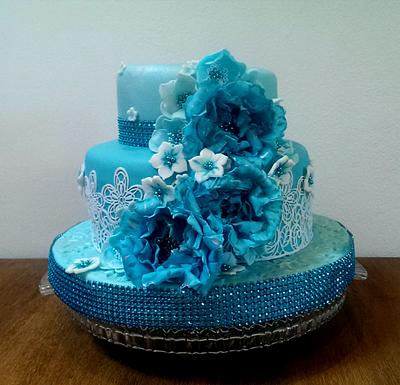 Blue is allround  - Cake by Maria *cakes made with passion*