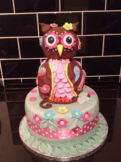 Owl cake - Cake by Gwendoline Rose Bakes
