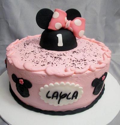 Layla's Minnie Mouse - Cake by Christeena Dinehart