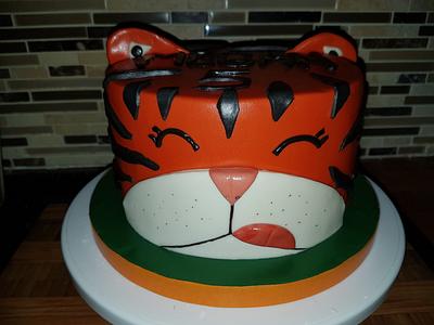 Tiger cake for my god-daughter - Cake by Cake Karma: