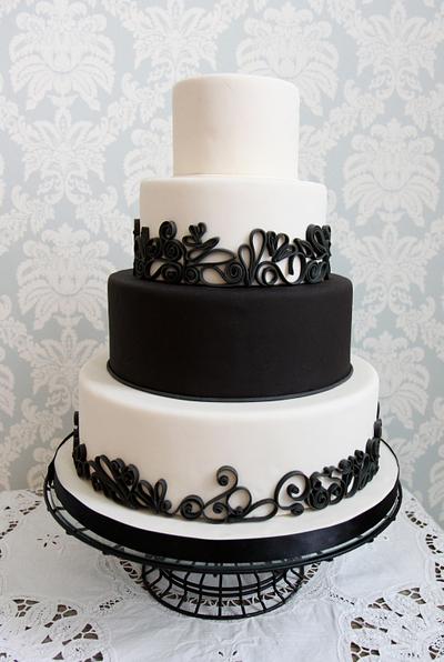 Black Scroll - Cake by Melissa