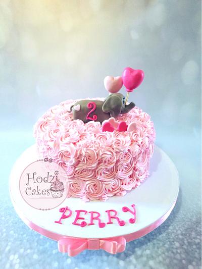 Mini Elephant Cake🐘💗 - Cake by Hend Taha-HODZI CAKES