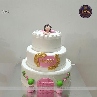 My lil princess  - Cake by Urvi Zaveri 