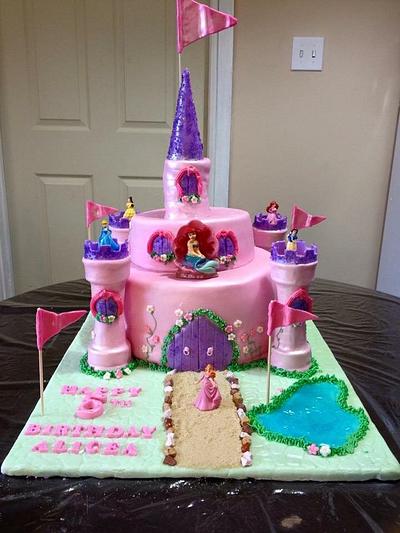 Princess - Cake by Viviane Rebelo