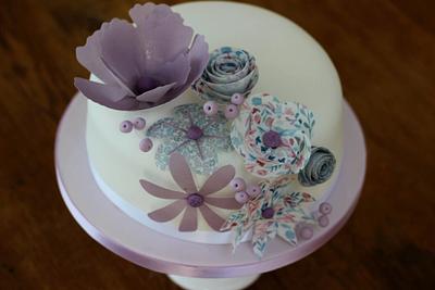 Wafer paper flowers cake - Cake by TLC