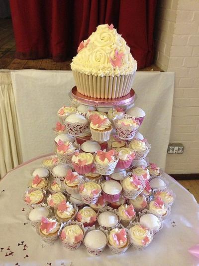 Wedding Cupcakes - Cake by Swirlytop Cupcakes