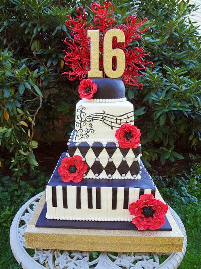 Piano Cake - Cake by Custom Cakes by Ann Marie