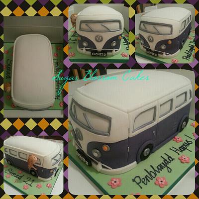 Campervan cake - Cake by Lauren Smith