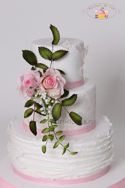 Ruffles Wedding Cake - Cake by Viorica Dinu