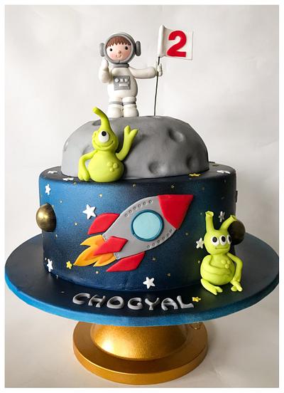 The Little Astronaut & his out-of-this-world friends - Cake by Homebaker