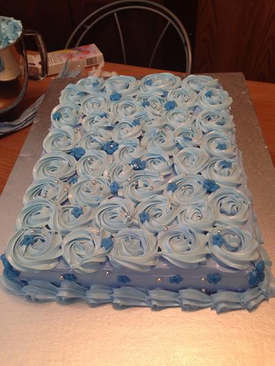 Blue rossettes - Cake by Purpleoven