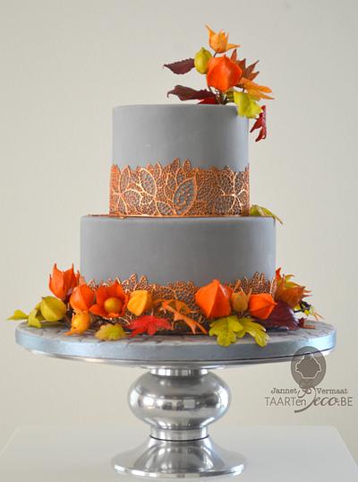 autumn cake with wreath - Cake by Taart en Deco