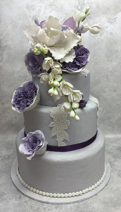 Purple flower cake  - Cake by Claire Potts 