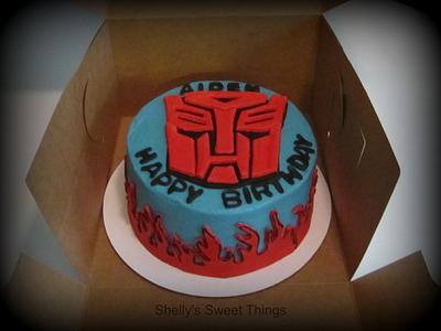 (Optimus prime - Cake by Shelly's Sweet Things
