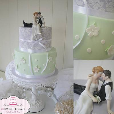 Mint & Lilac Romance - Cake by cjsweettreats