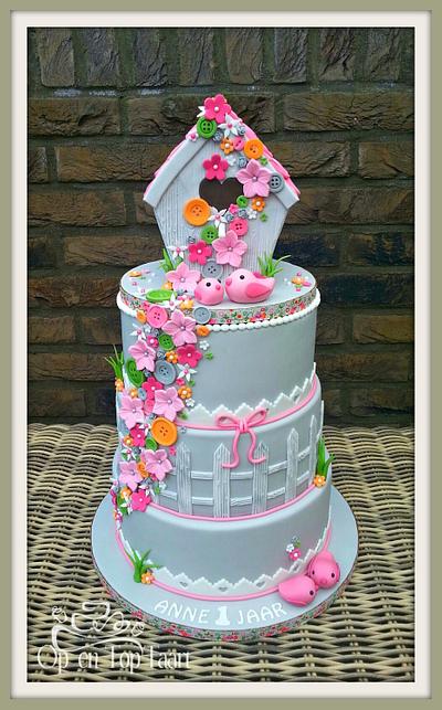 Spring Birdhouse Cake - Cake by Op en Top Taart