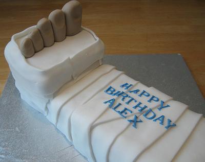 Ouch my foot - Cake by Essentially Cakes