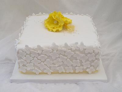 White & yellow Hydrangea  - Cake by Cakes By Heather Jane