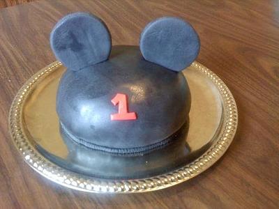 Mickey ears - Cake by Heather