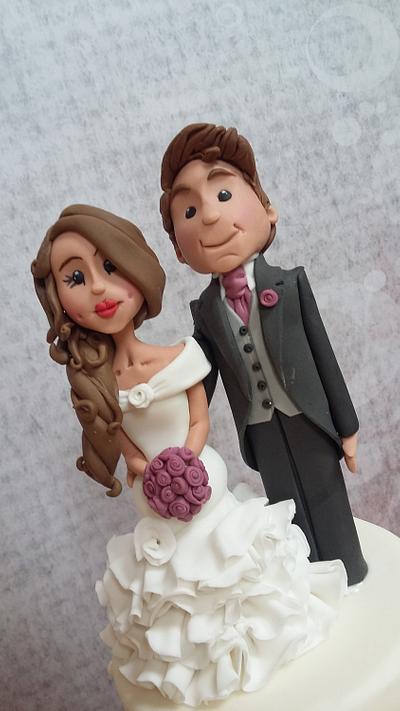 Bride and groom  - Cake by Lorna