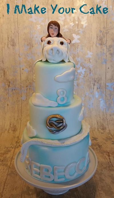 Neverending Story - Cake by Sonia Parente