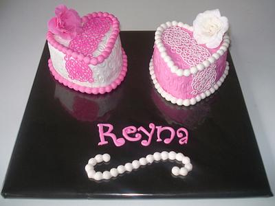 Little hearts cakes - Cake by Biby's Bakery