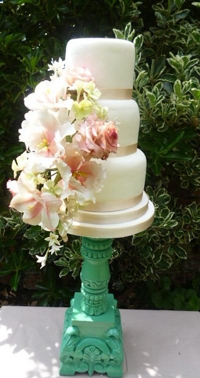 Pink and Cream Bouquet - Cake by Essentially Cakes