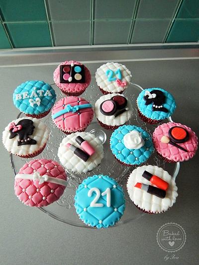 Fashion cupcakes - Cake by daphnia