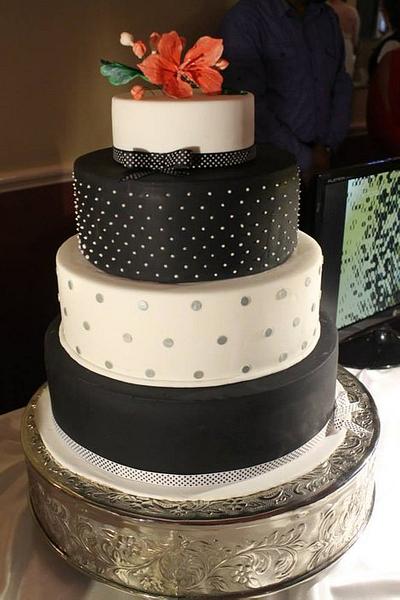 Black Beauty - Cake by Serendib Cakes