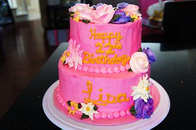Pink and flowery - Cake by Olivia Elias