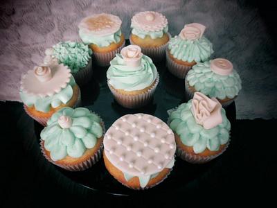 Seafoam Cupcakes - Cake by The Cakery 