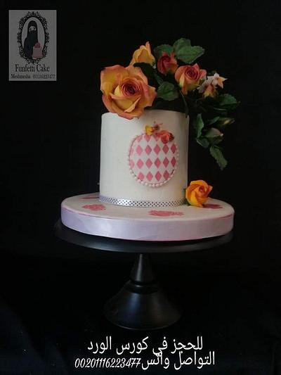 Sugar roses  - Cake by Meshmesha