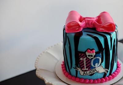 Monster High - Cake by Kellie Witzke