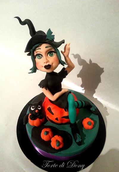 Witch - Cake by Donatella Bussacchetti