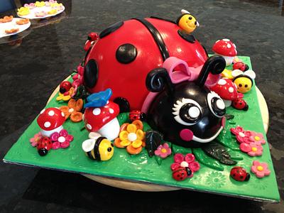 Ladybug - Cake by Silvana 