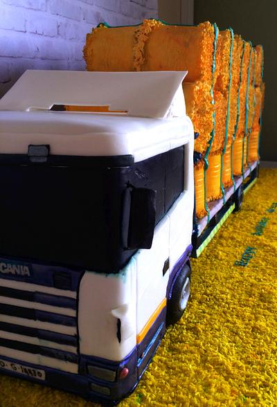 Lorry and bales - Cake by The chic cake boutique