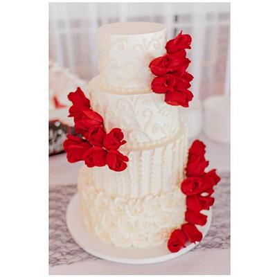 Buttercream and Red Roses - Cake by Cakes ROCK!!!  