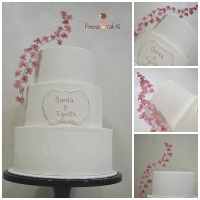 Romantic wedding cake  - Cake by Ponona Cakes - Elena Ballesteros