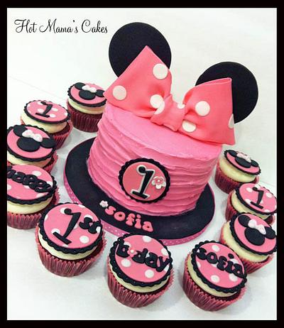Minnie Mouse Smash cake and Cupcakes! - Cake by Hot Mama's Cakes