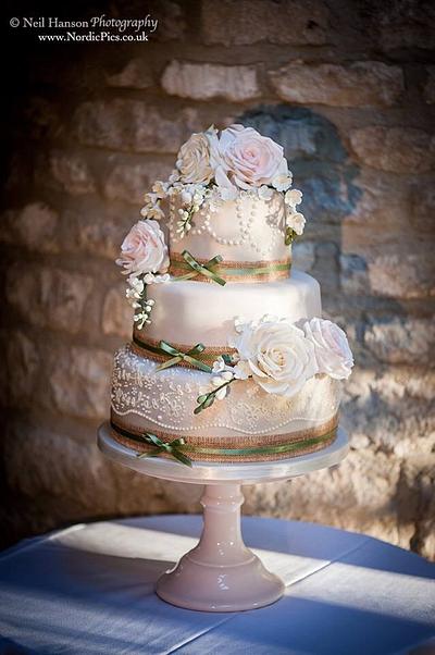 Ivory and Avalanche Rose Wedding Cake  - Cake by Samantha Tempest