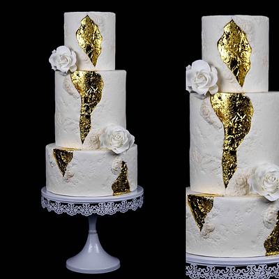 Wedding cake  - Cake by Cindy Sauvage 