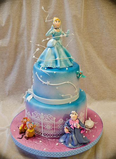 Disney Cinderella cake - Cake by Maria Schick
